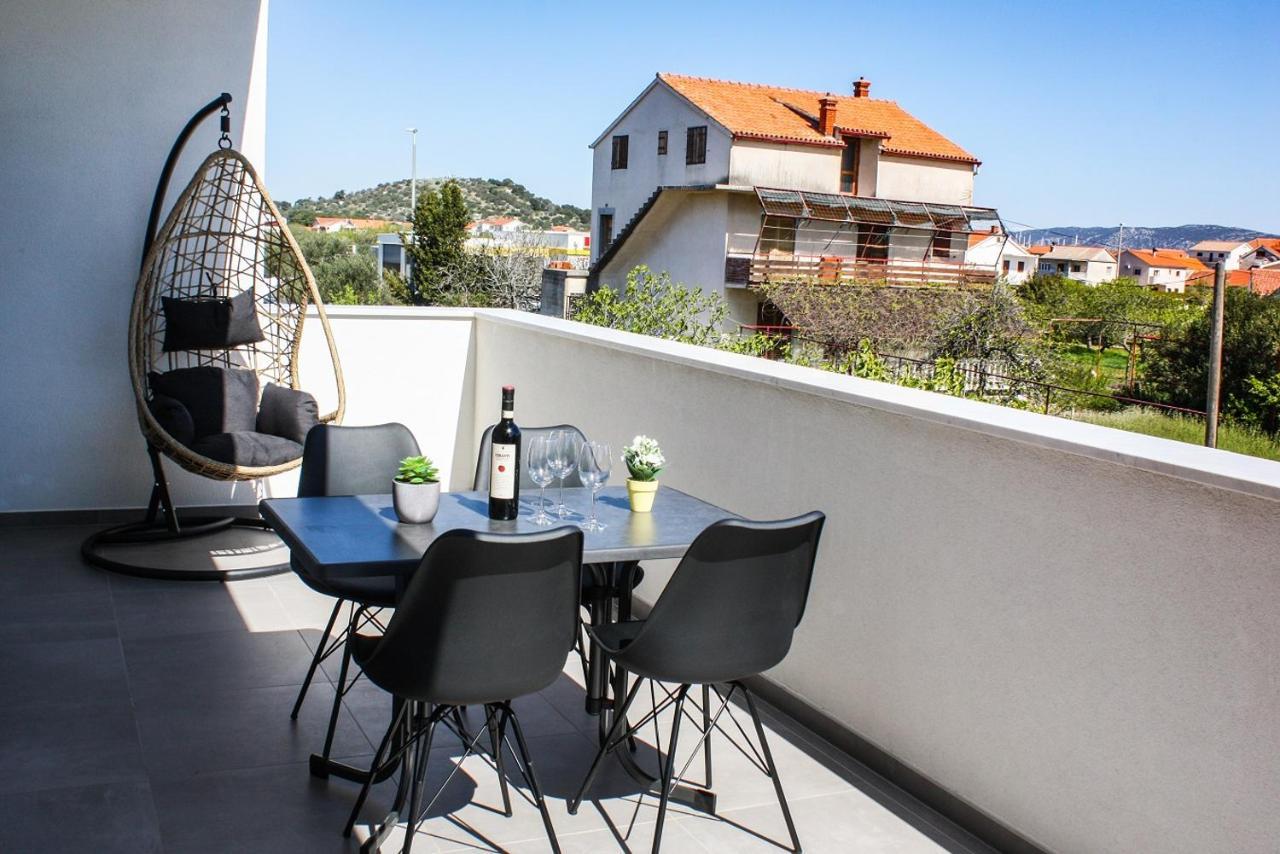Apartmani Hiza I Vila Betina  Exterior photo